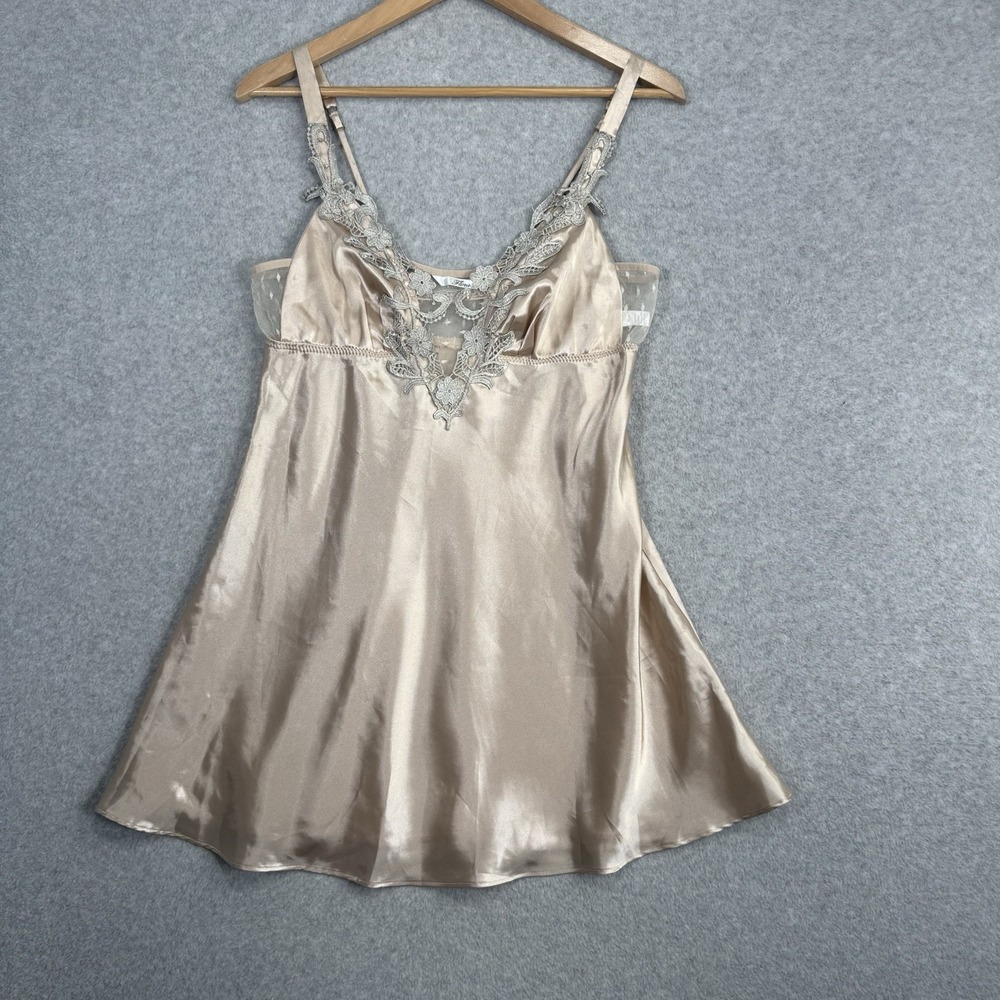 Flora Champagne Satin Chemise Slip Dress‎ Size M Lace Trim V-Neck Babydoll Fairy